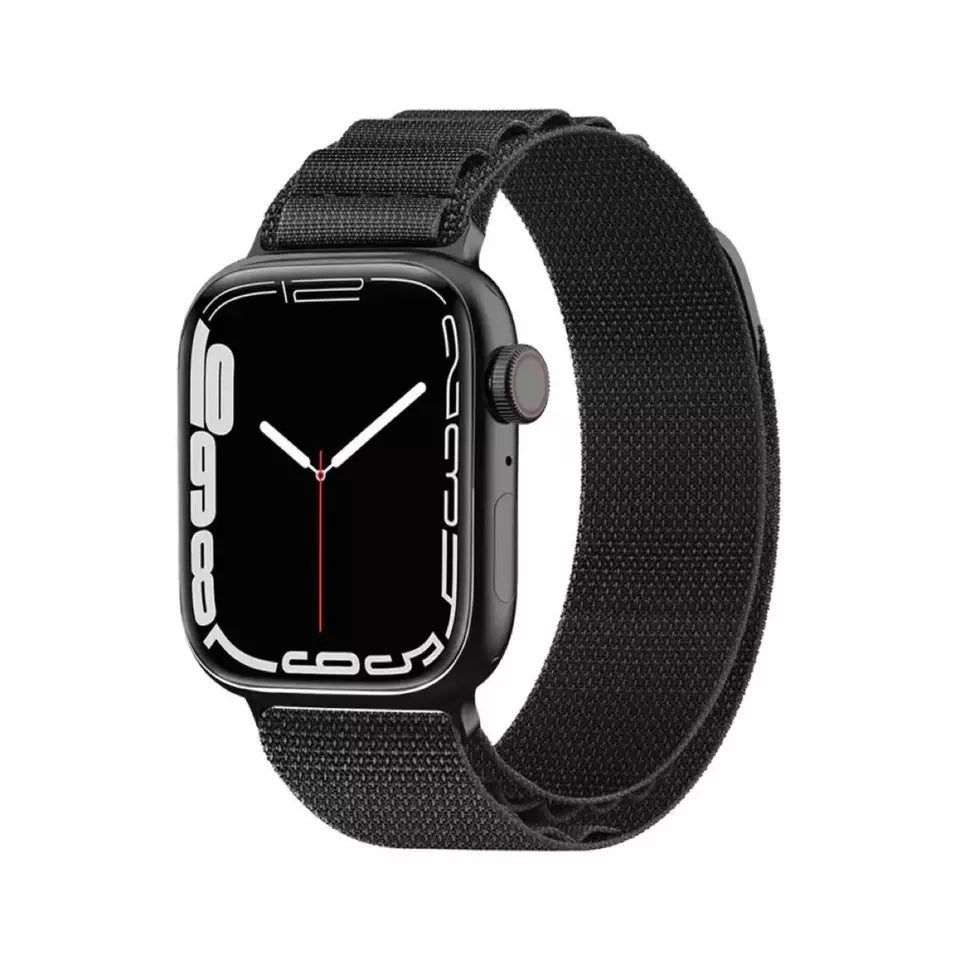 Apple watch series best sale 4 black sport loop